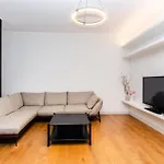 Apartamento Vivimihome - Design Retreat Between Sarpi And Sempione Milán